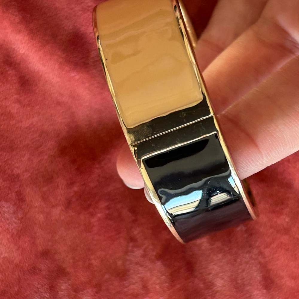 Nude and Black Enamel Clip Bracelet